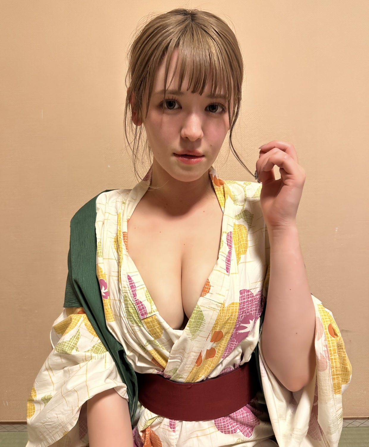 Ema Chizuru (千鶴えま) 1 #Xlx3yMYB