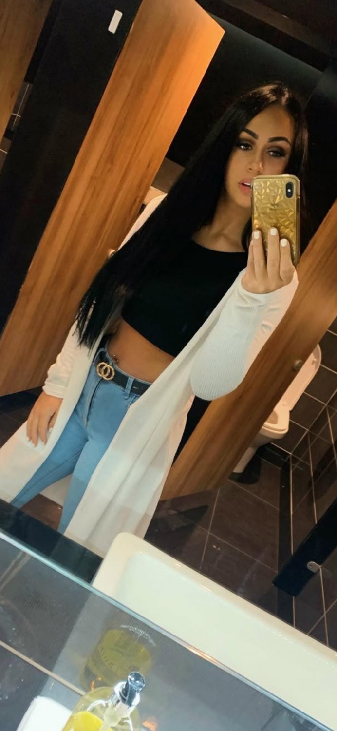 Wank bank (10). Amateur slut Lauren. #pGOVpsCE