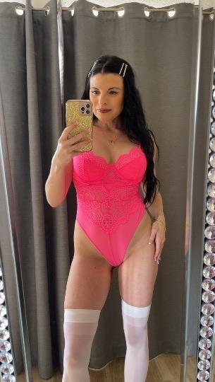 35 year old Aubrey Escort in Irvine and Costa Mesa #r82w2LwE
